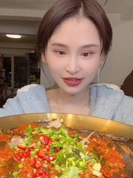 Nữ streamer mukbang Trung Quốc đột ngột qua đời ở tuổi 24