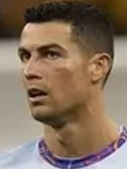 Thực hư vụ CĐV CLB Al-Nassr bị tố giẫm lên áo đấu của Cristiano Ronaldo