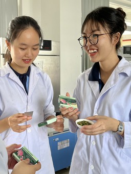 Phim ngậm cải thiện giấc ngủ từ tim sen và thảo dược