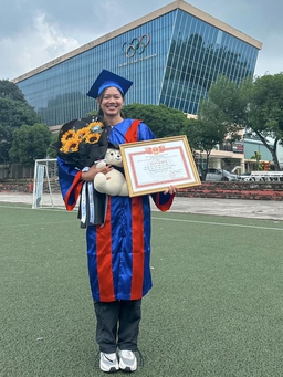 Nguyễn Thị Ánh Viên tốt nghiệp đại học loại giỏi