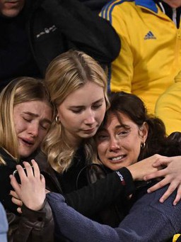 CĐV Thụy Điển về nhà an toàn sau vụ xả súng ở vòng loại EURO 2024