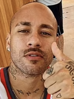 Neymar thay đổi diện mạo gây sốc, CĐV phản ứng