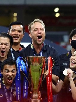HLV Polking bị FAT sa thải, gương mặt ‘lạ’ dẫn dắt đội tuyển Thái Lan