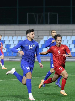 HLV Troussier và hàng công 0 bàn thắng của đội tuyển Việt Nam