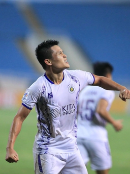 Tuấn Hải sánh ngang thành tích ghi bàn với Ronaldo ở AFC Champions League