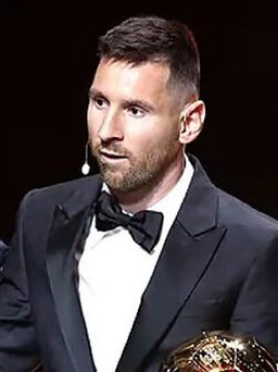 Messi đề nghị David Beckham mua ngôi sao nào cùng Suarez và Sergi Roberto?
