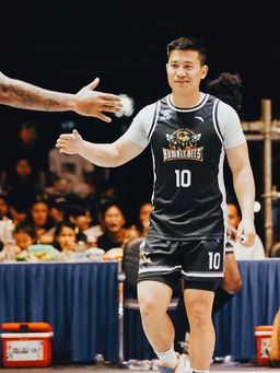 Cầu thủ 'YouTuber'  thi đấu ở giải bóng rổ vô địch Hà Nội 2023