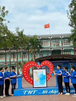 Tuổi trẻ Quảng Ninh hưởng ứng cuộc vận động 'Tự hào một dải non sông'