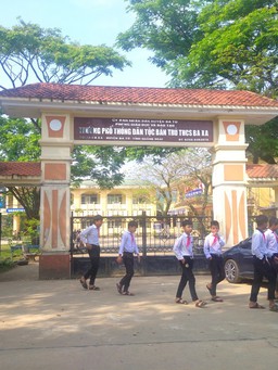 Trường bán trú chi vượt tiền ăn, học sinh 'bỗng dưng' mắc nợ