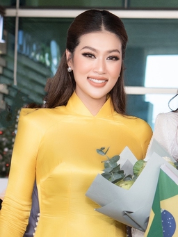 Đoàn Thiên Ân đọ sắc Hoa hậu đẹp nhất 2022