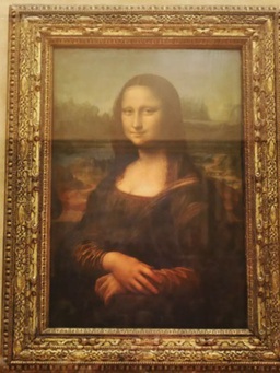 Đến bảo tàng Louvre tìm xem bức 'La Gioconda' (Mona Lisa) của Leonardo Da Vinci