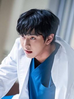 Ahn Hyo Seop bùng nổ trong ‘Người thầy y đức 3’, dân mạng phát sốt