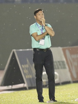 V-League 2023: HLV Lê Huỳnh Đức tiếp tục gặp khó ở CLB Bình Dương