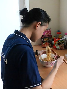 Sinh viên tiết kiệm chi tiêu và cái kết...