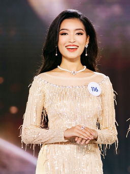 Người đẹp Hoa hậu Thế giới Việt Nam 2023 duyên dáng trong tà áo dài