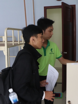 Tân sinh viên cần phải cảnh giác với người lạ…