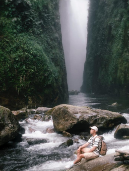 Những thác nước đẹp ngất ngây thu hút người trẻ