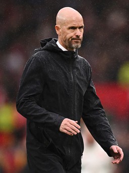 HLV Ten Hag không lời bào chữa khi M.U lại thua sốc tại Old Trafford