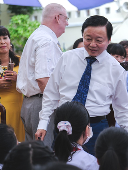 Phó thủ tướng Trần Hồng Hà và lời nhắn đặc biệt cho học sinh miền Tây