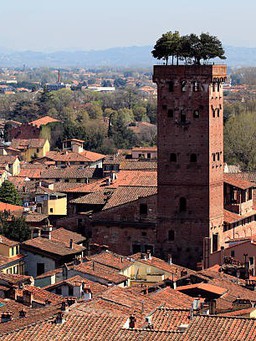 Khám phá thành phố Lucca bình yên, xinh đẹp của Ý