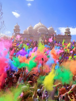 Đến Ấn Độ tham gia lễ hội sắc màu Holi và trải nghiệm văn hóa đặc sắc