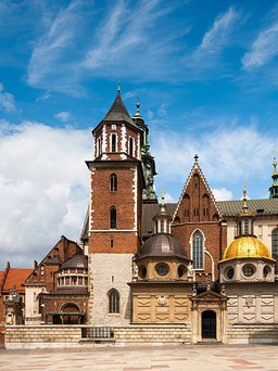 Khám phá Krakow, thành phố cổ kính và tráng lệ tại Ba Lan