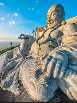 Bạn có biết tượng Phật lớn nhất Việt Nam đang ở đâu?