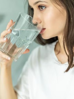 Uống nước vào lúc nào là tốt nhất trong ngày?