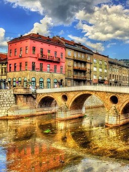 Trải nghiệm du lịch tại Sarajevo, thủ đô của Bosnia và Hercegovina