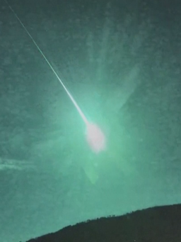 Mảnh vỡ sao chổi bí ẩn nổ tung trên bầu trời Tây Ban Nha, Bồ Đào Nha