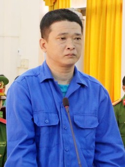 Kiên Giang: Chém công an, bảo vệ dân phố, lãnh 18 năm tù