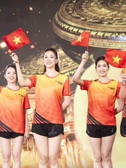 Giải marathon ‘Strong Vietnam Vũng Tàu 2024’ quy tụ dàn hoa hậu, nam vương hùng hậu