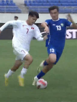 Tài năng trẻ SLNA solo ghi bàn như Messi, U.19 Việt Nam thua tiếc nuối Uzbekistan