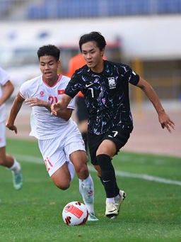 U.19 Việt Nam chơi sòng phẳng với Hàn Quốc, nhưng không thể gây bất ngờ