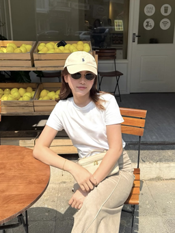 Bản phối vượt thời gian của những chiếc kính đen kinh điển