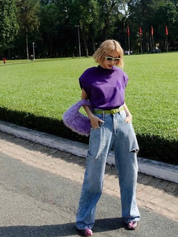 Bí quyết lên đồ sành điệu với quần jeans và áo thun