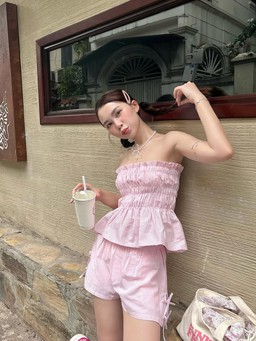 Tỏa sáng ngày hè với áo quây gợi cảm