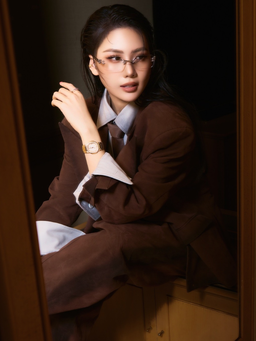 Bùi Quỳnh Hoa hóa 'cô nàng đẹp trai' với phong cách menswear