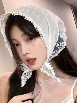 Phong cách đời thường thêm ấn tượng với phụ kiện tóc