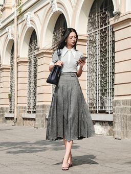 Diện mạo mùa xuân tươi sáng từ chân váy dáng dài