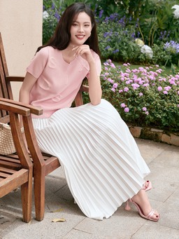 Tận hưởng sự thoải mái với áo thun trơn màu