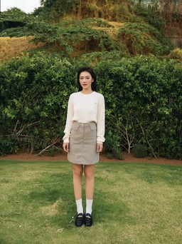 Giày loafer giúp nàng hoàn thiện bản phối nhẹ nhàng và thanh lịch