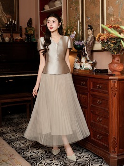 Tủ đồ chuẩn mực của các nữ doanh nhân thành đạt có những gì?