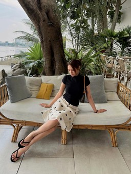 Điểm nhấn nhẹ nhàng từ họa tiết chấm bi duyên dáng