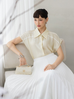 Những mẫu áo đẹp nên phối cùng chân váy xếp ly