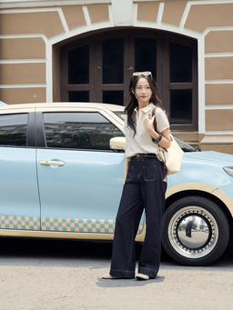 Xinh xắn xuống phố cùng bộ đôi áo polo và quần jeans năng động