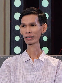 Chàng trai An Giang từ giường bệnh ‘chờ chết’ đến nghệ nhân làm tre mỹ nghệ