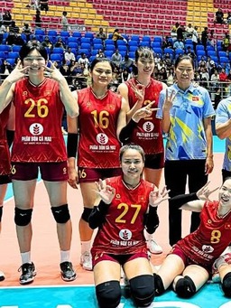 Thanh Thúy và hàng chắn tỏa sáng, đội tuyển bóng chuyền nữ Việt Nam thắng dễ Iran