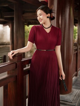 Bí quyết chọn đầm dự tiệc mùa hè tôn dáng cho mọi cô nàng