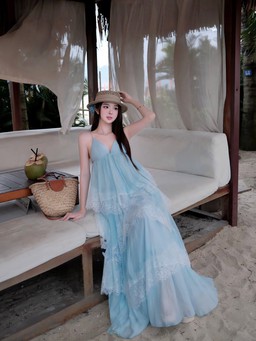 Thổi bùng nét cá tính đầy dịu dàng với trang phục pastel